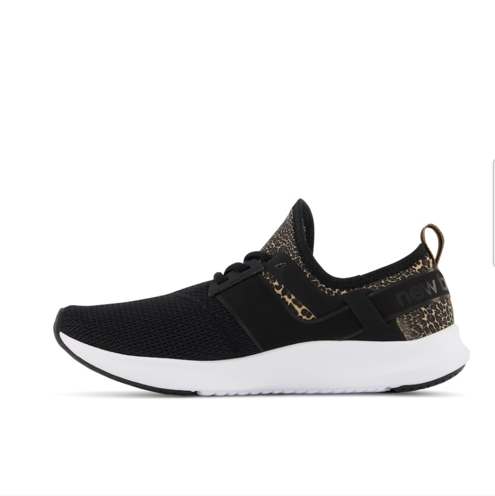 New Balance - Picture 2 of 3